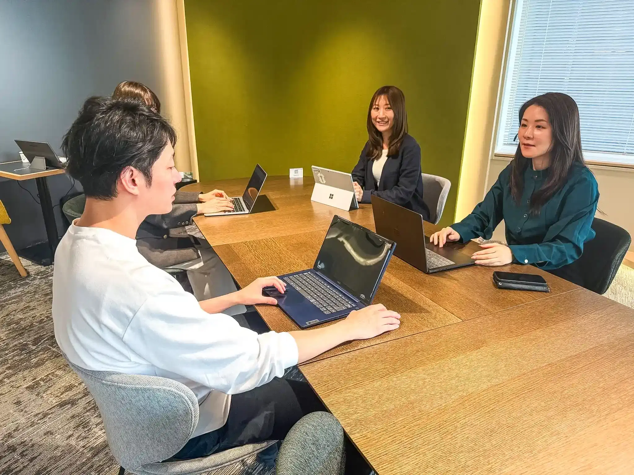 インタビュー画像